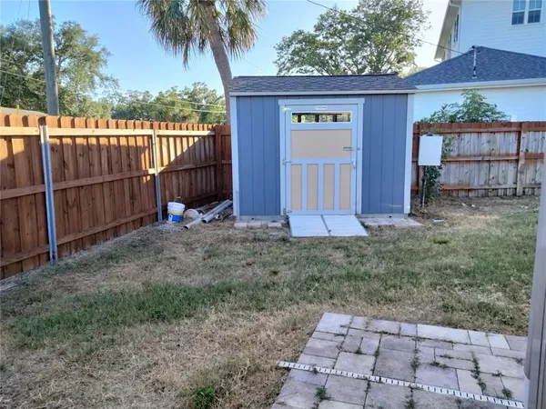 $2,850 | 351 Davenport Avenue Northeast, St. Petersburg, FL 33702