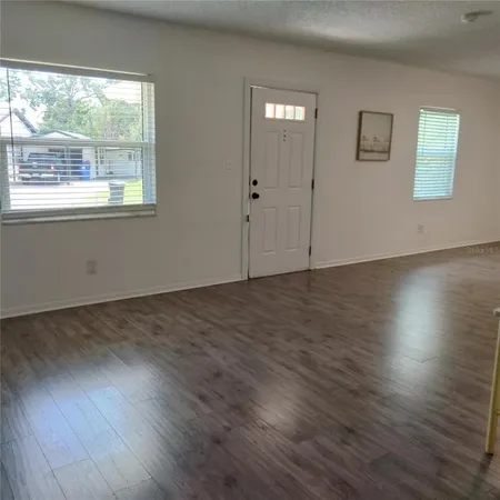 $2,850 | 351 Davenport Avenue Northeast, St. Petersburg, FL 33702