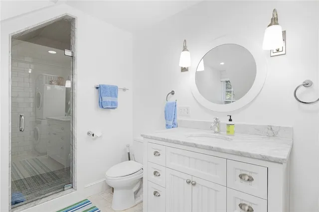 $3,250 | 8 Brenton Road, Unit 3, Newport, RI 02840