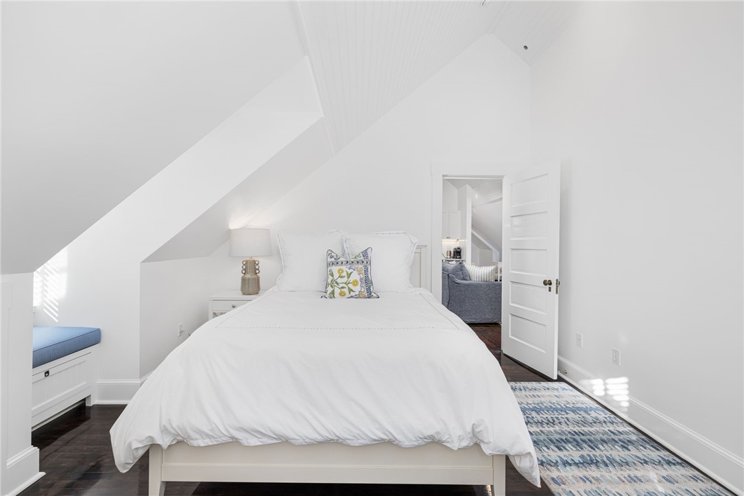 8 Brenton Road, Unit 3 Newport, RI 02840 - Photo 16 of 21