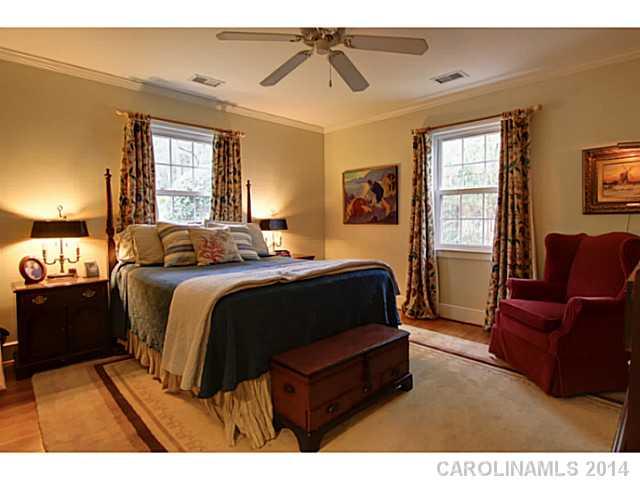 1457 Ferncliff Road Charlotte, NC 28211 - Photo 9 of 16