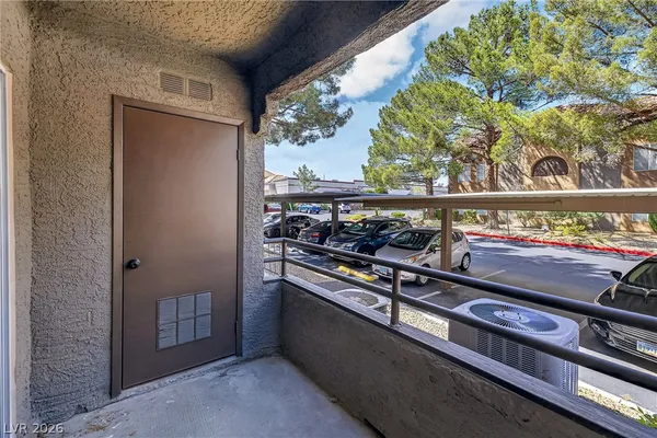 $185,000 | 2200 South Fort Apache Road, Unit 1077, Las Vegas, NV 89117