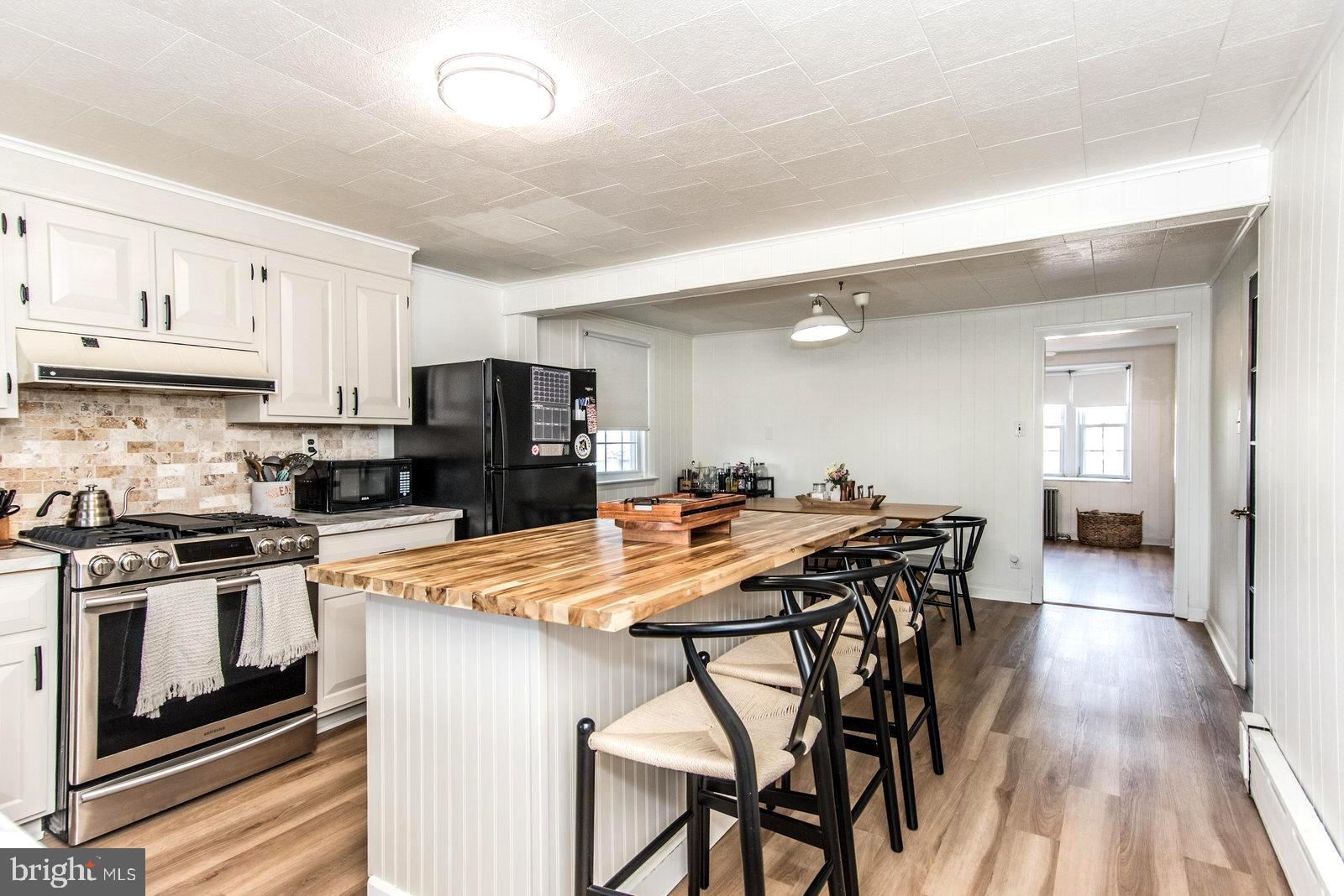 925 Chandler Street Philadelphia, PA 19111 - Photo 16 of 60