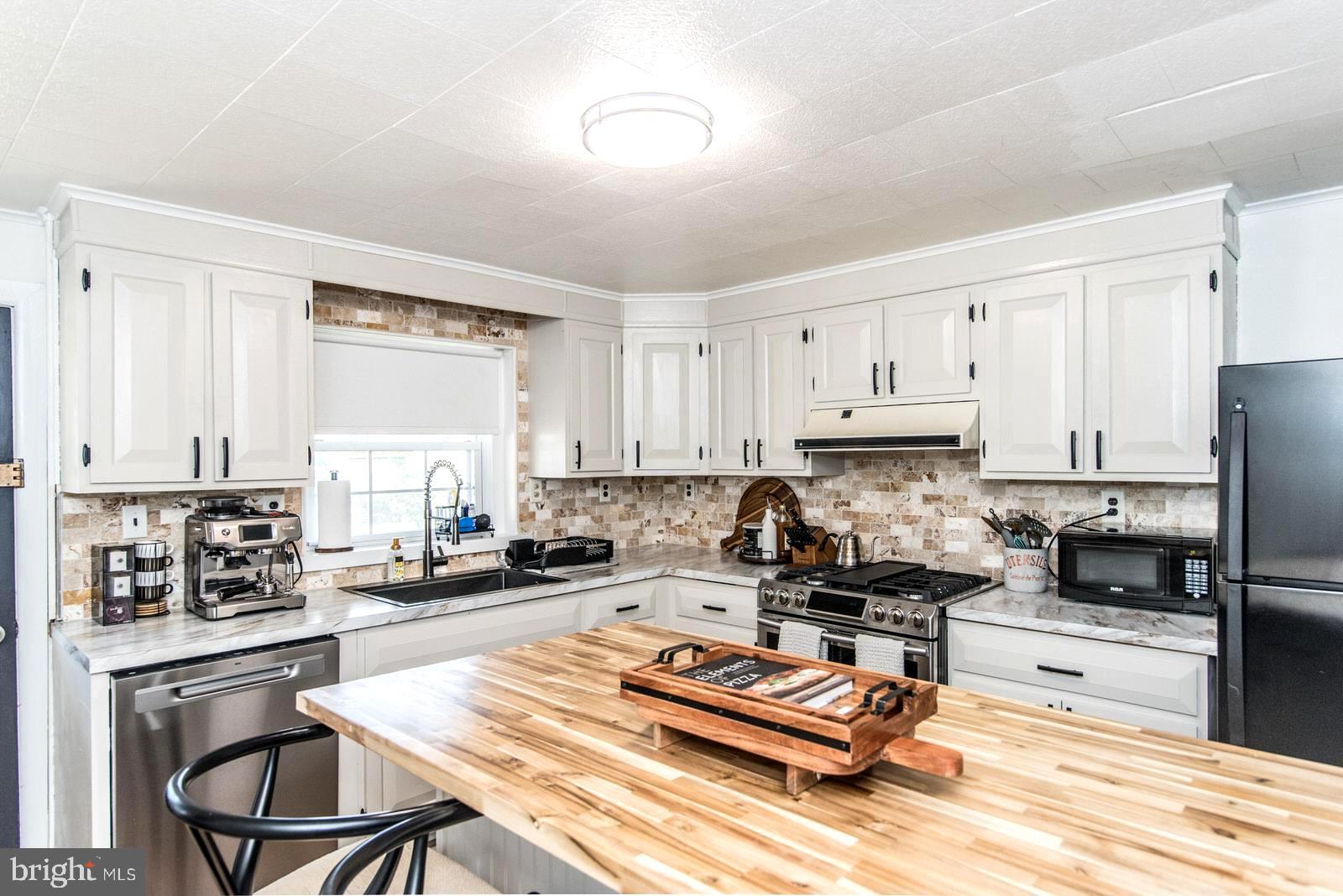 925 Chandler Street Philadelphia, PA 19111 - Photo 23 of 60