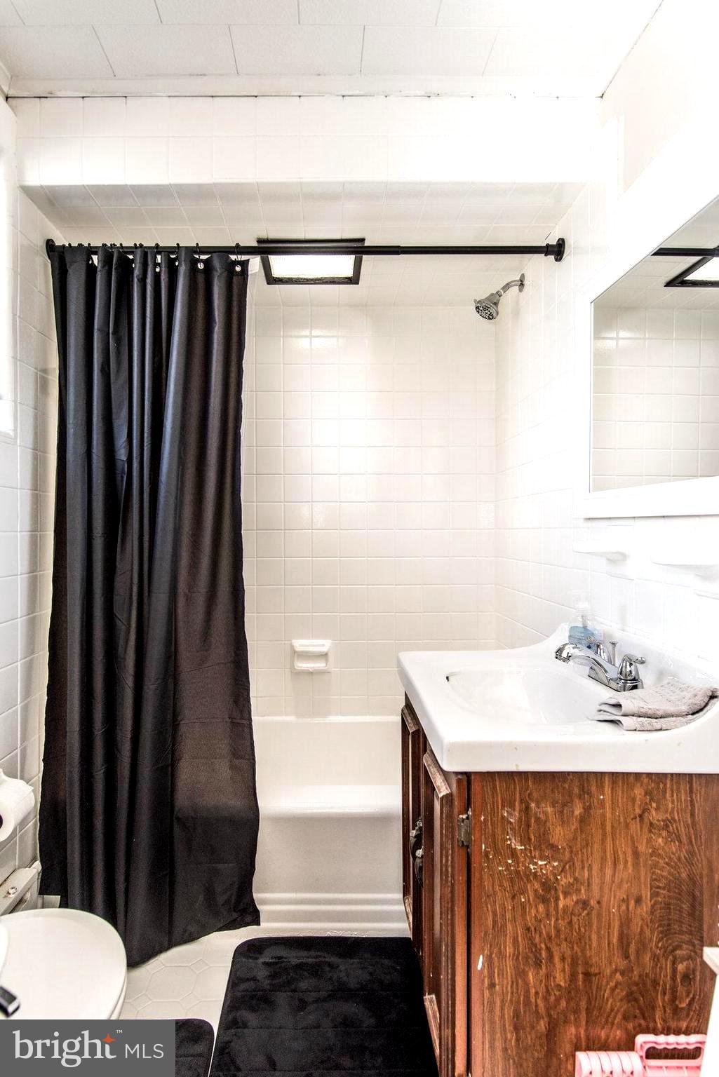 925 Chandler Street Philadelphia, PA 19111 - Photo 39 of 60