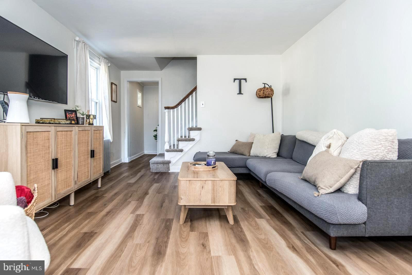 925 Chandler Street Philadelphia, PA 19111 - Photo 5 of 60