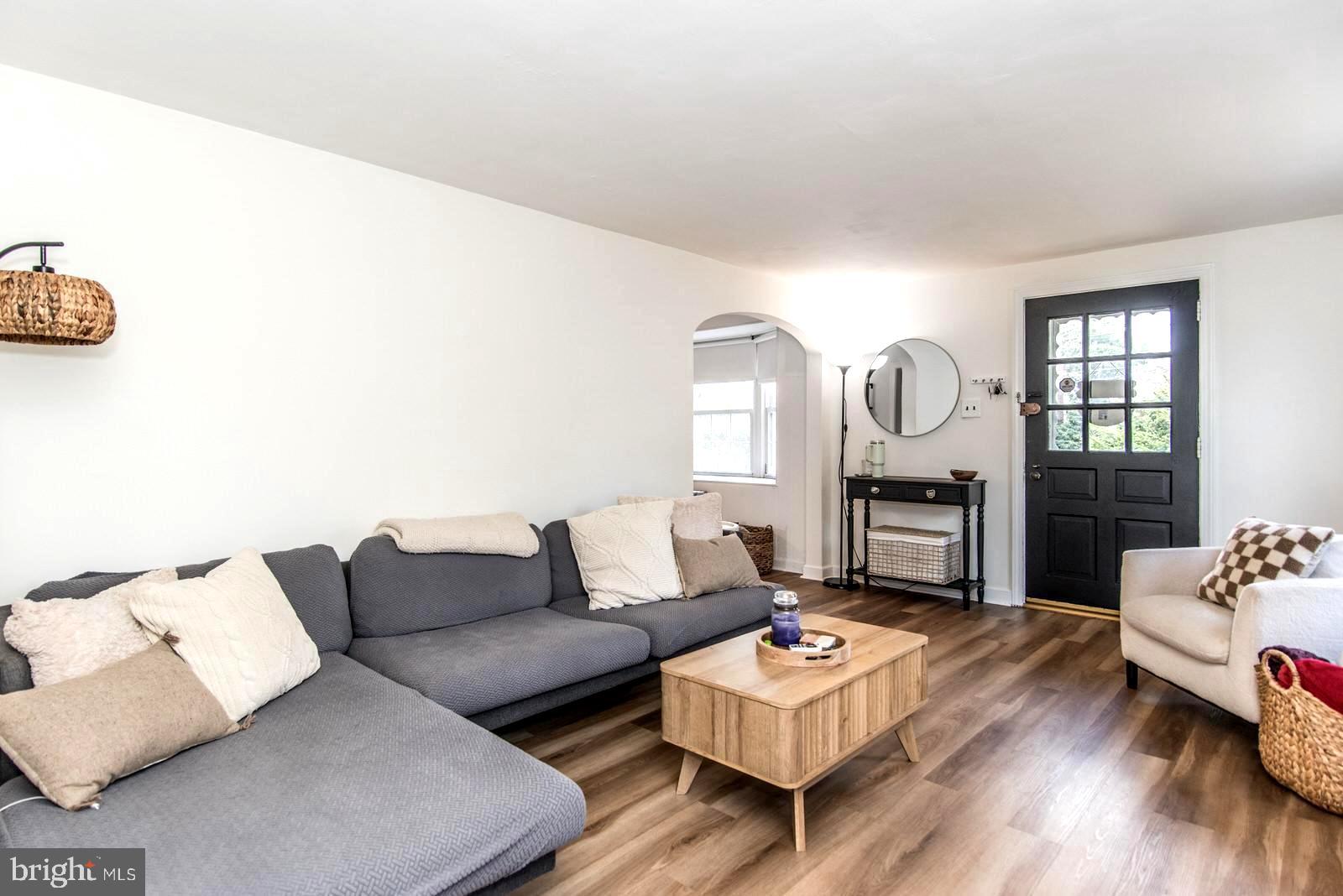 925 Chandler Street Philadelphia, PA 19111 - Photo 9 of 60