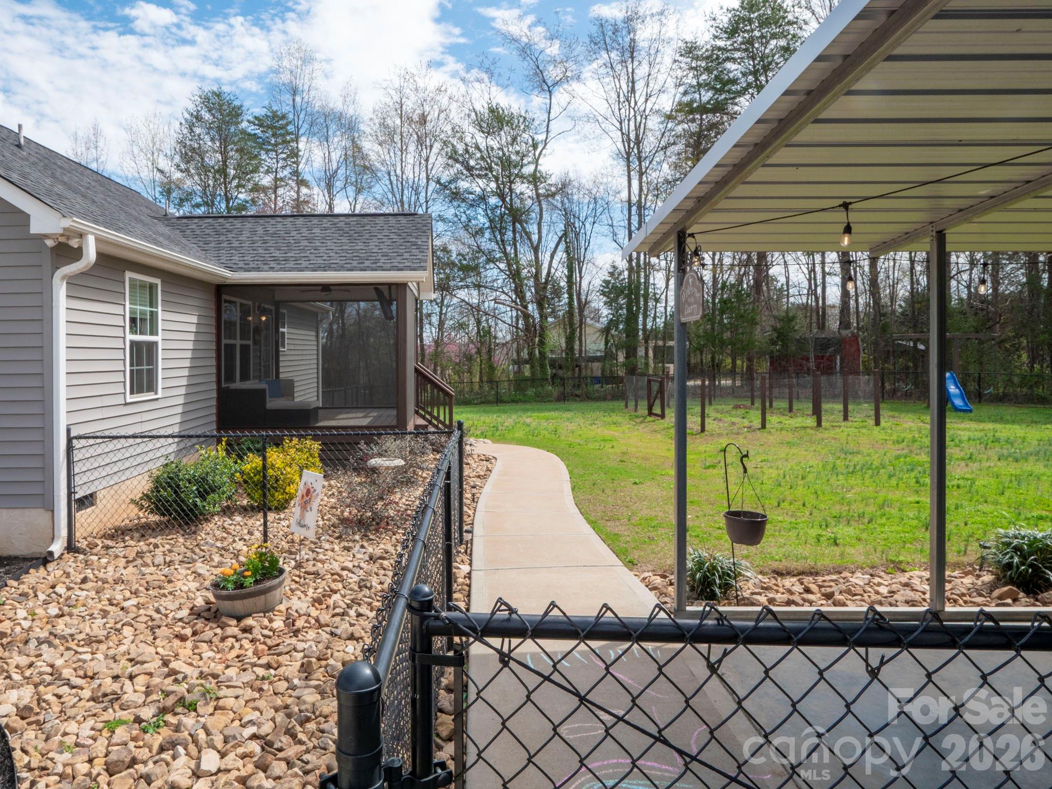 2979 Greenleaf Road Clover, SC 29710 - Photo 21 of 26 Gallery Image 21