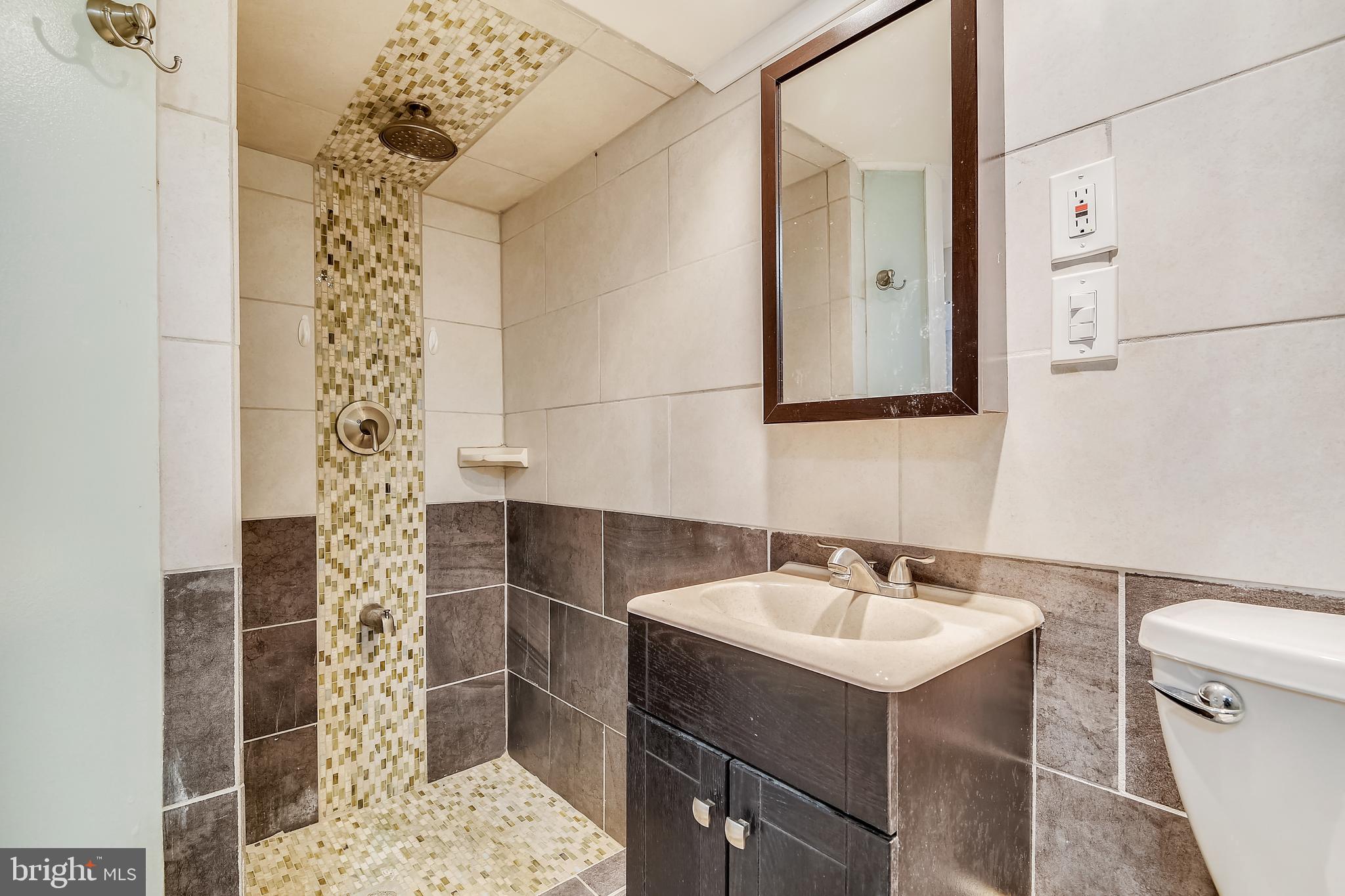 8540 Dogwood Road Baltimore, MD 21244 - Photo 15 of 36