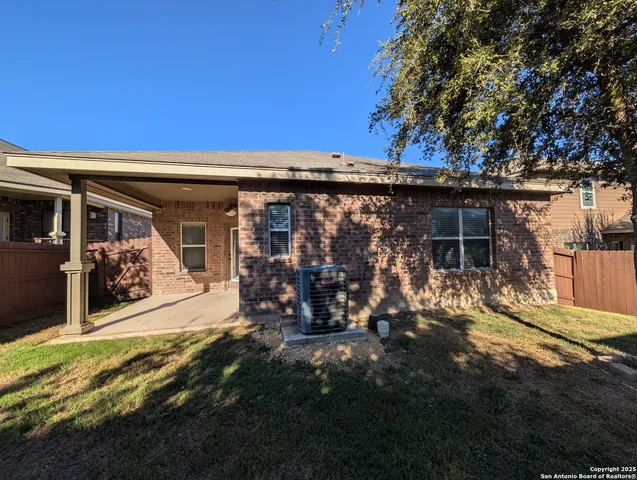 $1,850 | 1326 Crow Court, San Antonio, TX 78245