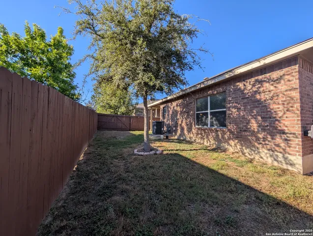 $1,850 | 1326 Crow Court, San Antonio, TX 78245