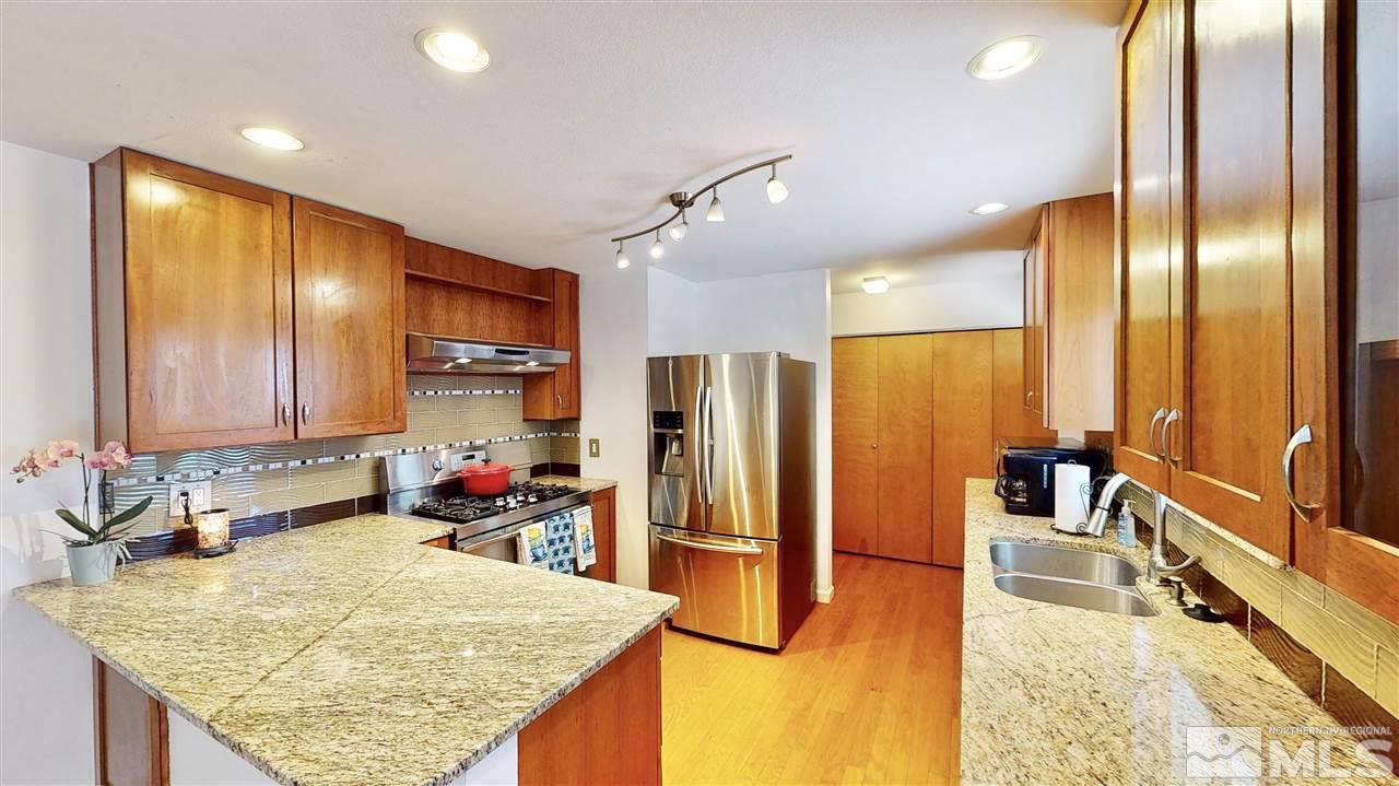 11675 Mistletoe Street Reno, NV 89506 - Photo 11 of 38 Photo 11