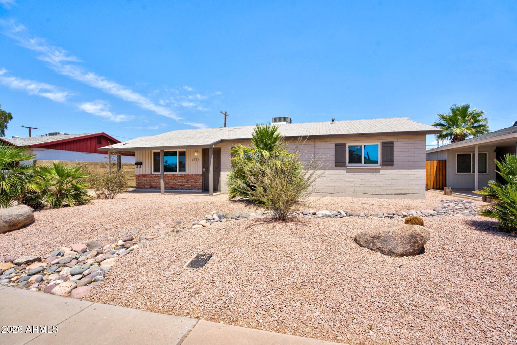 1711 South Roberts Road Tempe, AZ 85281 - Photo 2 of 36