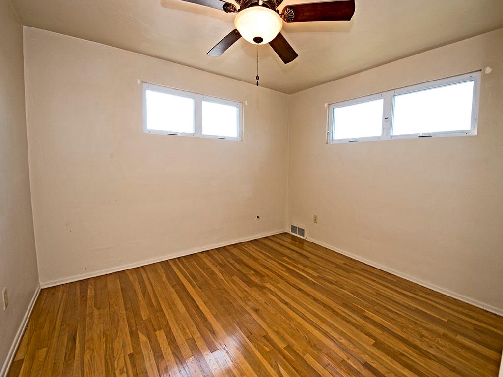 929 Lindsay Road Carnegie, PA 15106 - Photo 12 of 22 Bedroom 2