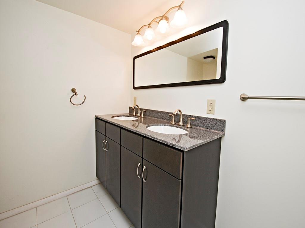 929 Lindsay Road Carnegie, PA 15106 - Photo 17 of 22 Gallery Image 17