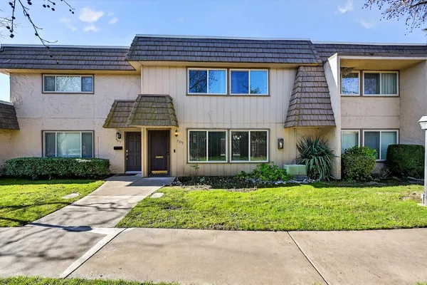$329,000 | 3275 Vía Grande, Sacramento, CA 95825