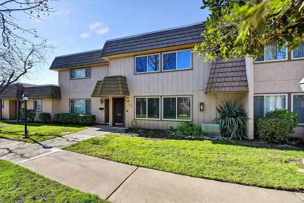 $329,000 | 3275 Vía Grande, Sacramento, CA 95825