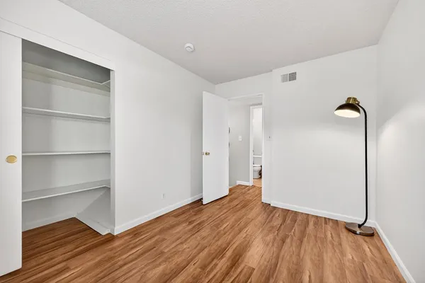$329,000 | 3275 Vía Grande, Sacramento, CA 95825