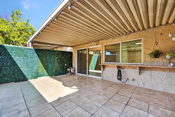 $329,000 | 3275 Vía Grande, Sacramento, CA 95825