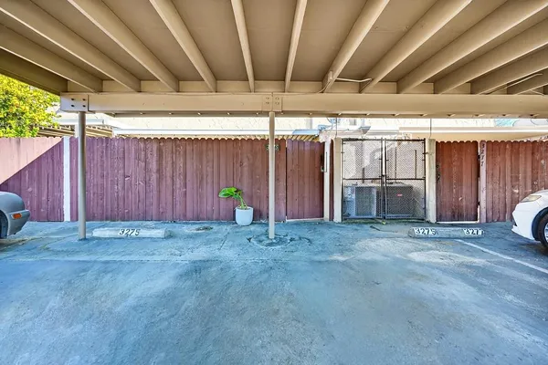 $329,000 | 3275 Vía Grande, Sacramento, CA 95825