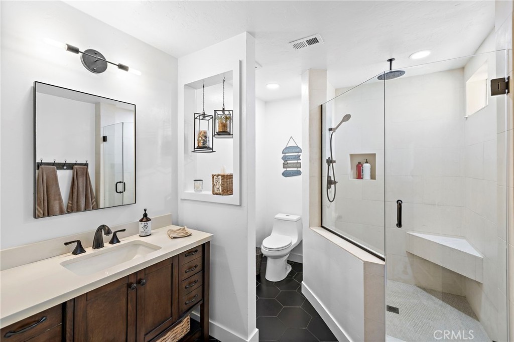 7722 Anillo Way Carlsbad, CA 92009 - Photo 24 of 42