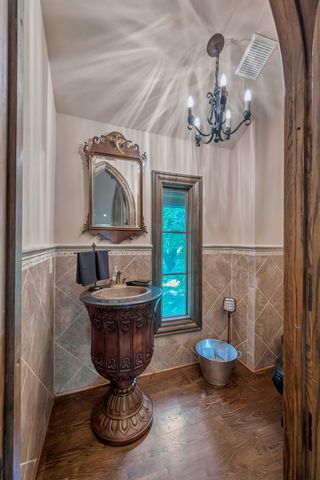 $8,100,000 | 1108 Belle Meade Boulevard, Nashville, TN 37205