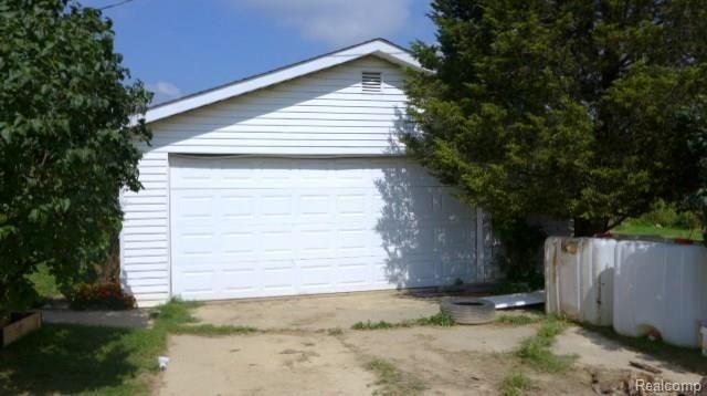 1635 Johnson Mill Road North Branch, MI 48461 - Photo 19 of 19 004.JPG