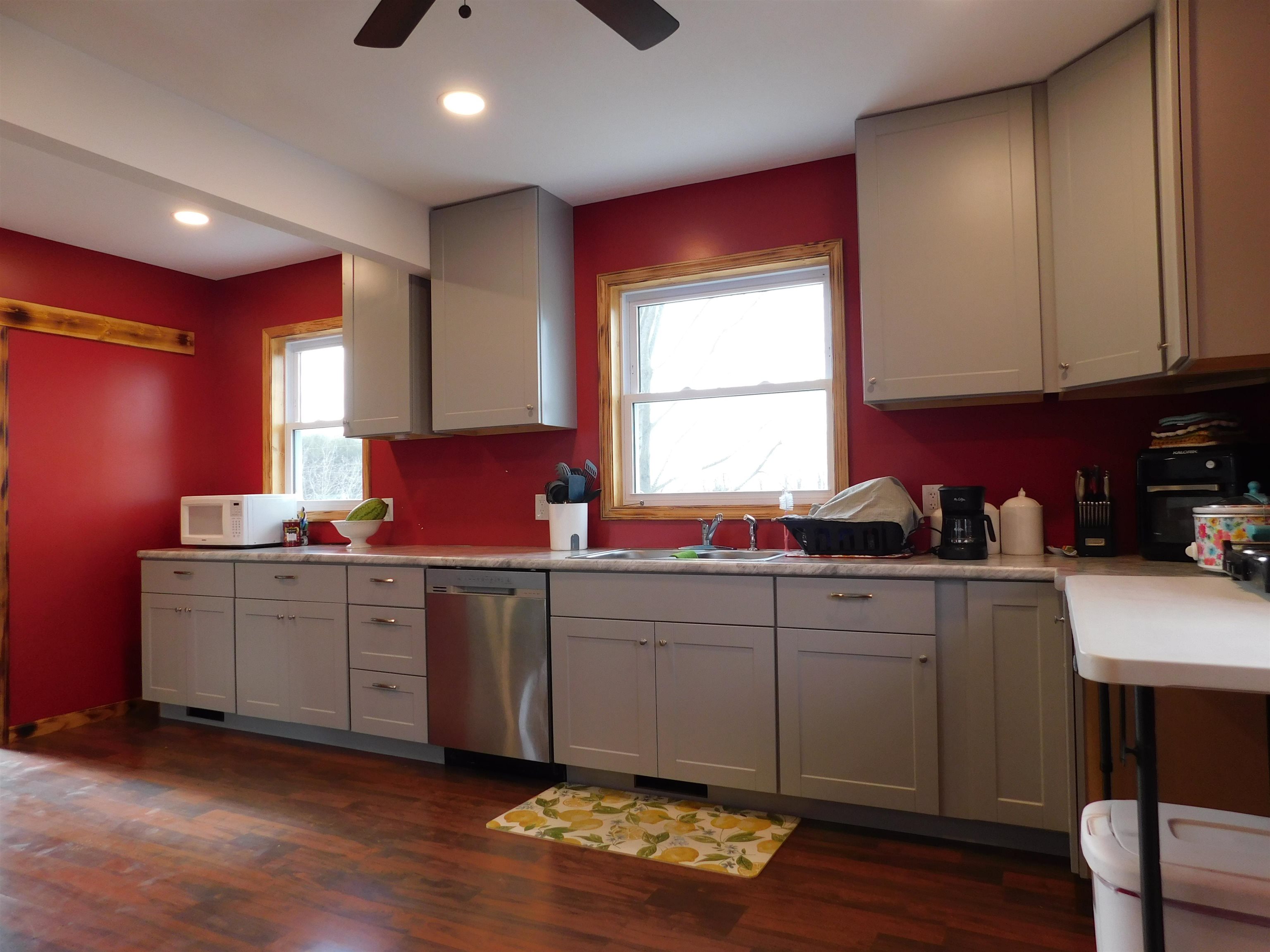 9420 East Division Road Akron, IN 46910 - Photo 3 of 33