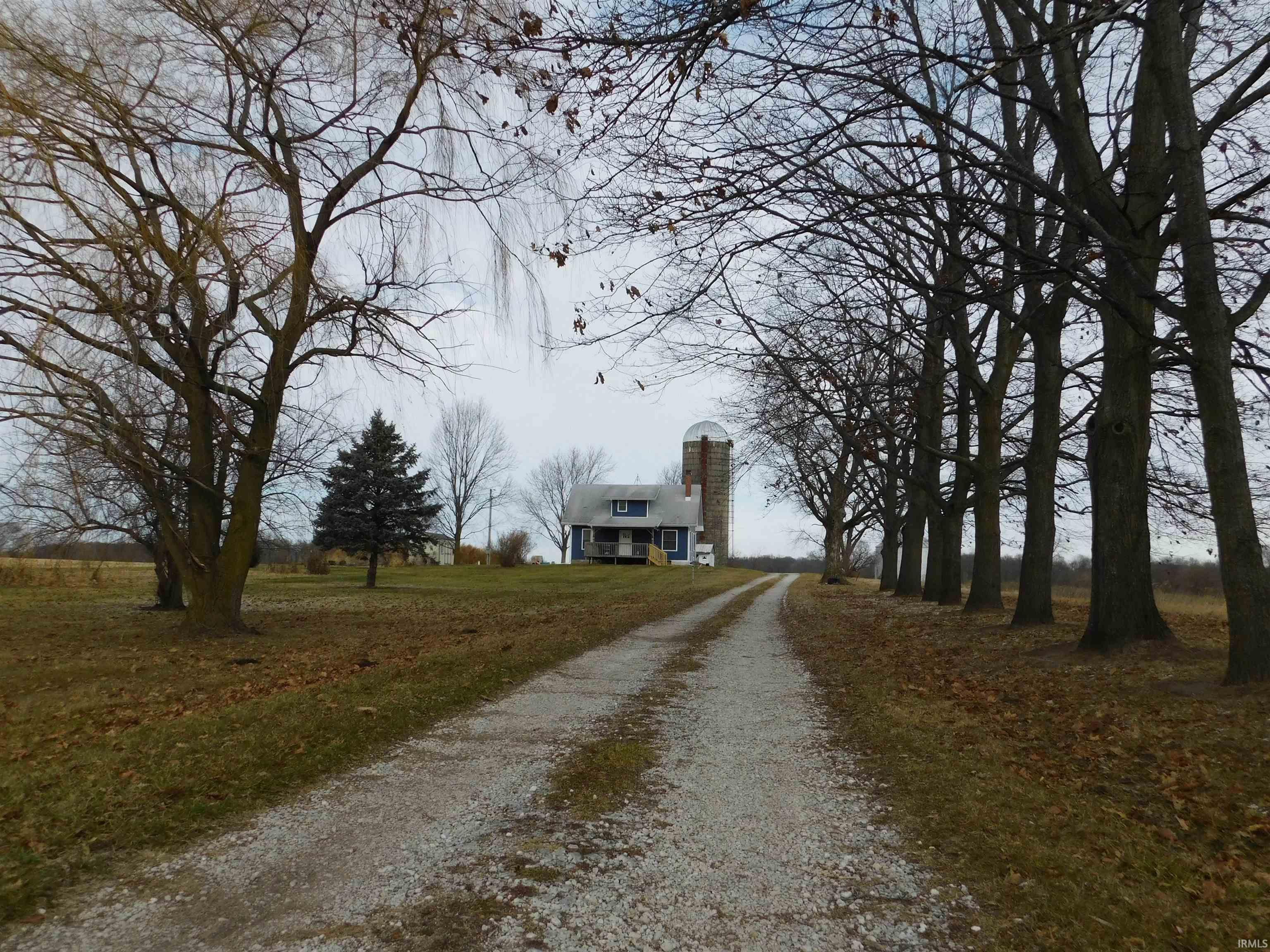 9420 East Division Road Akron, IN 46910 - Photo 4 of 33