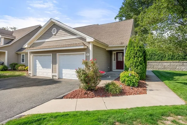 $505,000 | 517 Ideal Lane, Unit 401, Ludlow, MA 01056