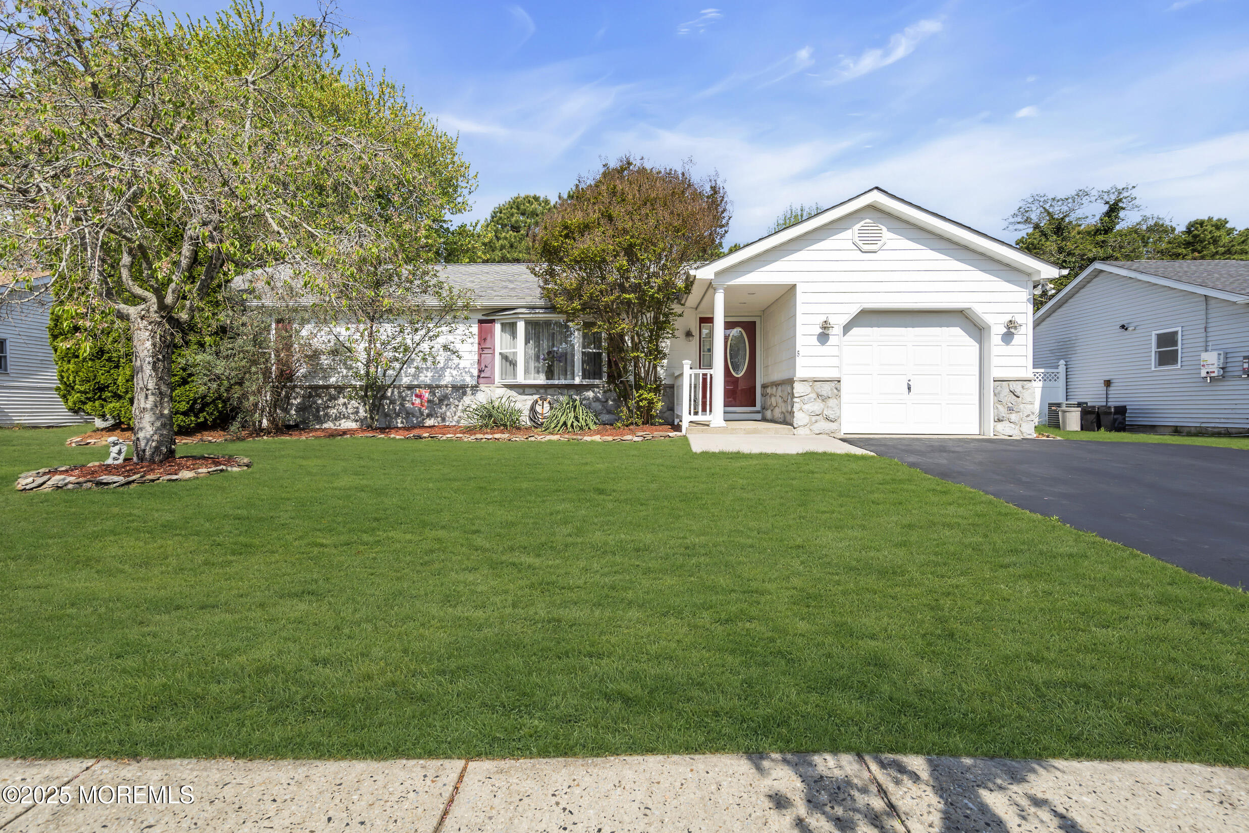 5 Navajo Drive Waretown, NJ 08758 - Photo 1 of 40 1 (1)