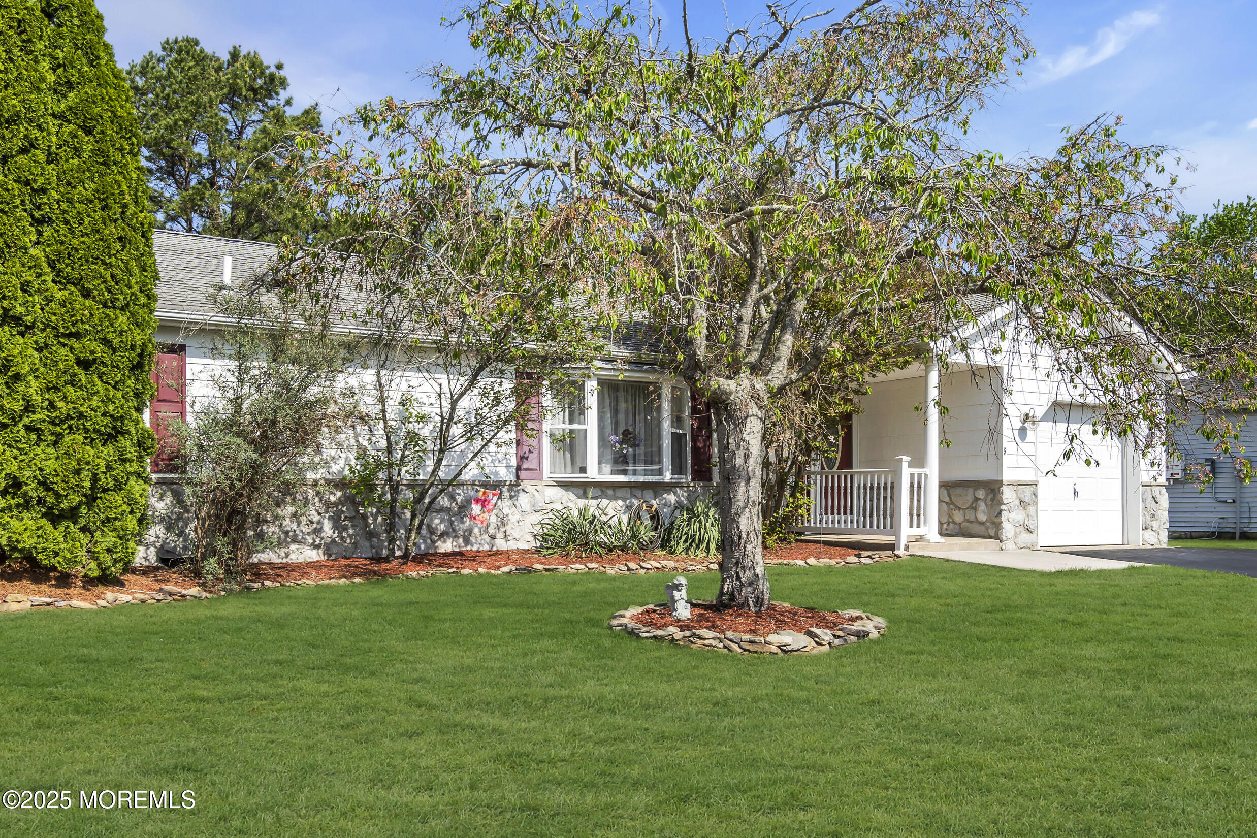 5 Navajo Drive Waretown, NJ 08758 - Photo 3 of 40 1 (4)