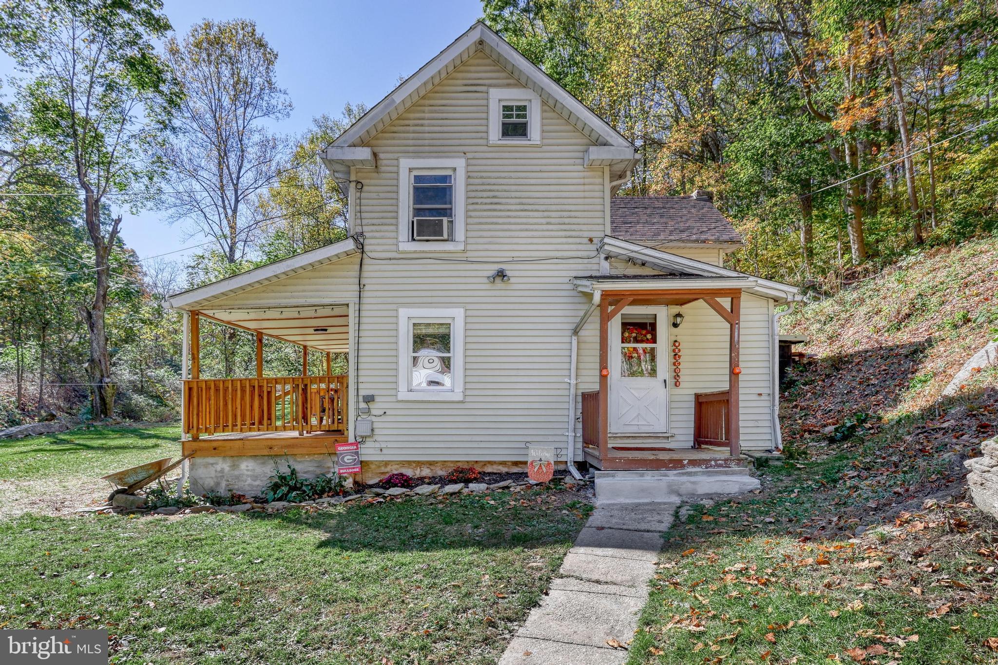 15120 Laurel Road Felton, PA 17322 - Photo 7 of 67 a front view of a house with a yard