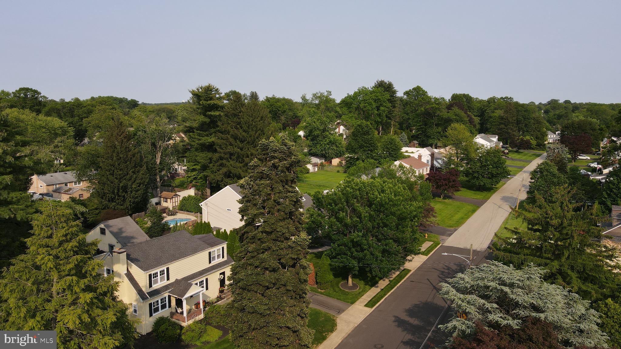 46 Bright Road Hatboro, PA 19040 - Photo 10 of 25 an aerial view of a house with a garden