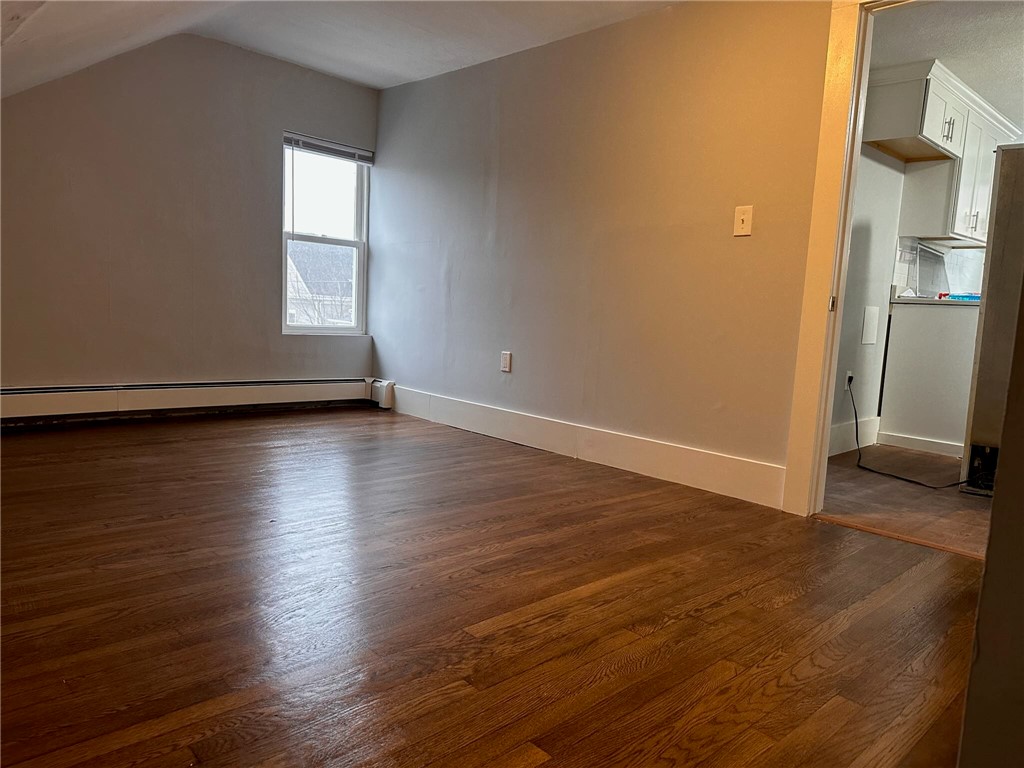 30 Hawthorne Street Providence, RI 02907 - Photo 2 of 10