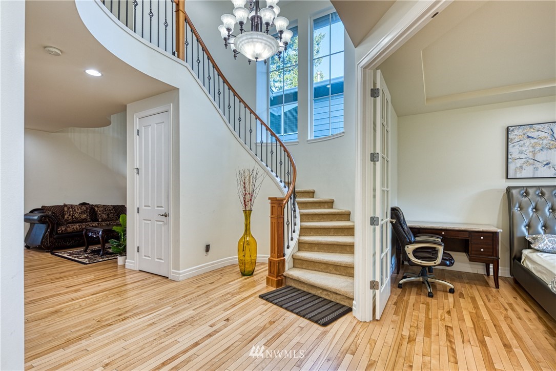 3613 158th Place Southeast Bothell, WA 98012 - Photo 5 of 39 Gallery Image 5