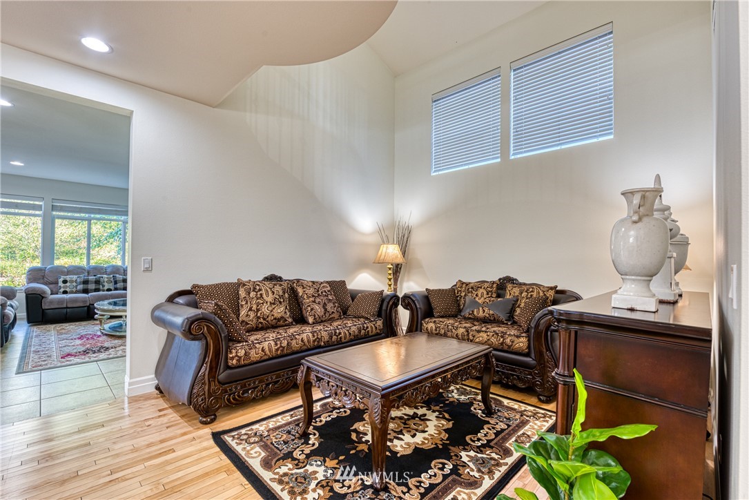 3613 158th Place Southeast Bothell, WA 98012 - Photo 6 of 39 Gallery Image 6