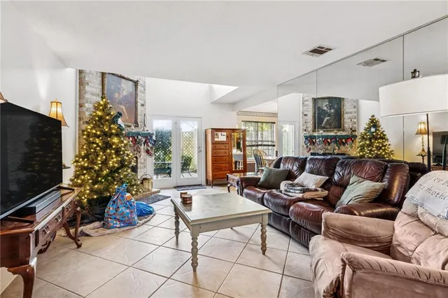 $289,000 | 2802 Audubon Trace, Unit 2802, Jefferson, LA 70121