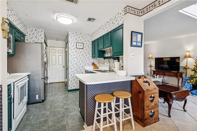 $289,000 | 2802 Audubon Trace, Unit 2802, Jefferson, LA 70121