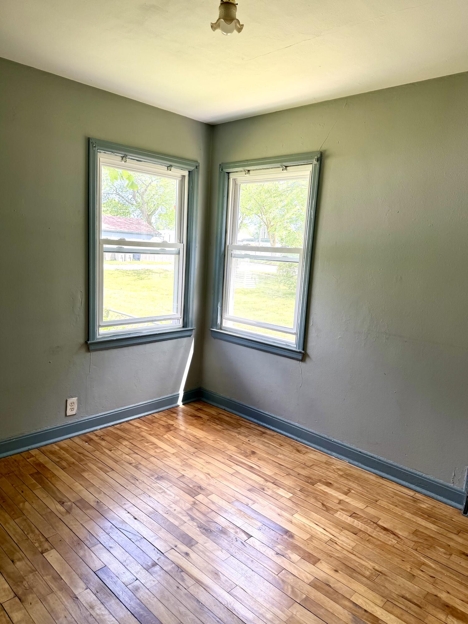 4656 North 21st Street Milwaukee, WI 53209 - Photo 14 of 20 bedroom 1