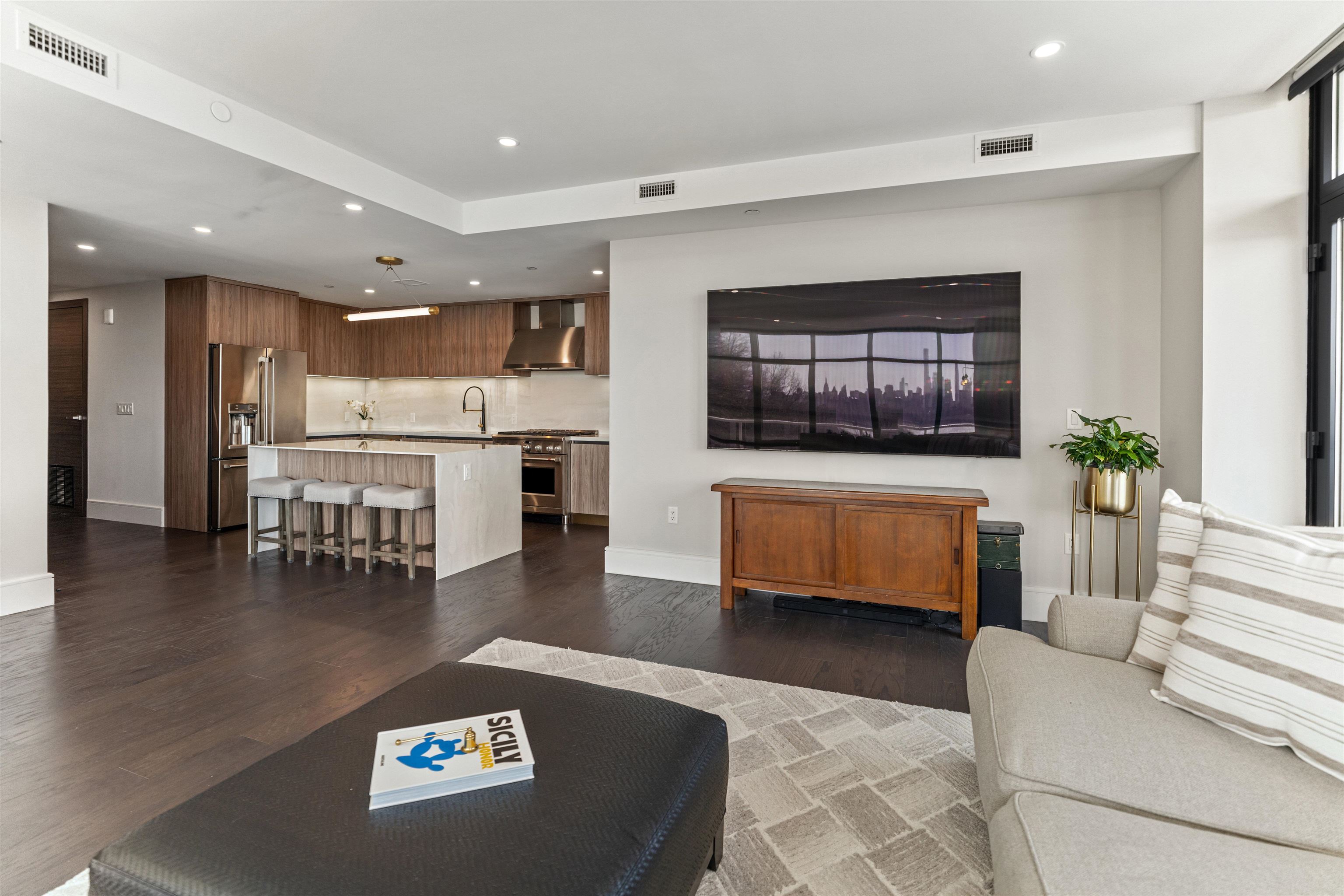 8701 Churchill Road, Unit 901 North Bergen, NJ 07047 - Photo 7 of 46 Gallery Image 7