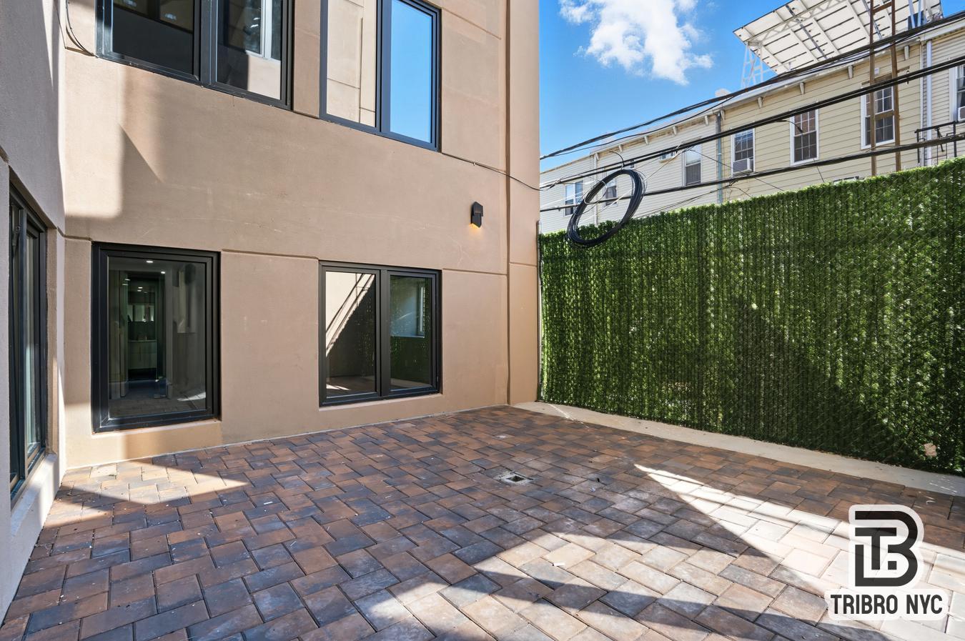 129 Russell Street, Unit 1D Brooklyn, NY 11222 - Photo 13 of 13 a front view of a building