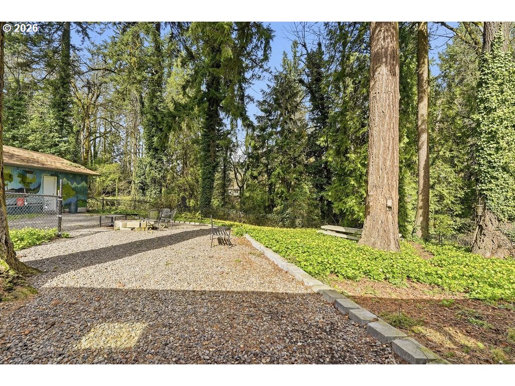 6337 Southeast Brownlee Road Milwaukie, OR 97267 - Photo 36 of 48