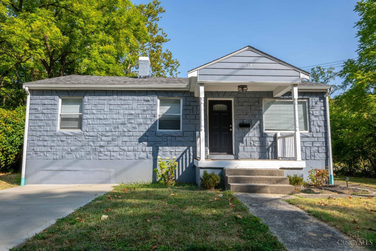 214 Ridgeway Road Cincinnati, OH 45216 - Photo 1 of 39