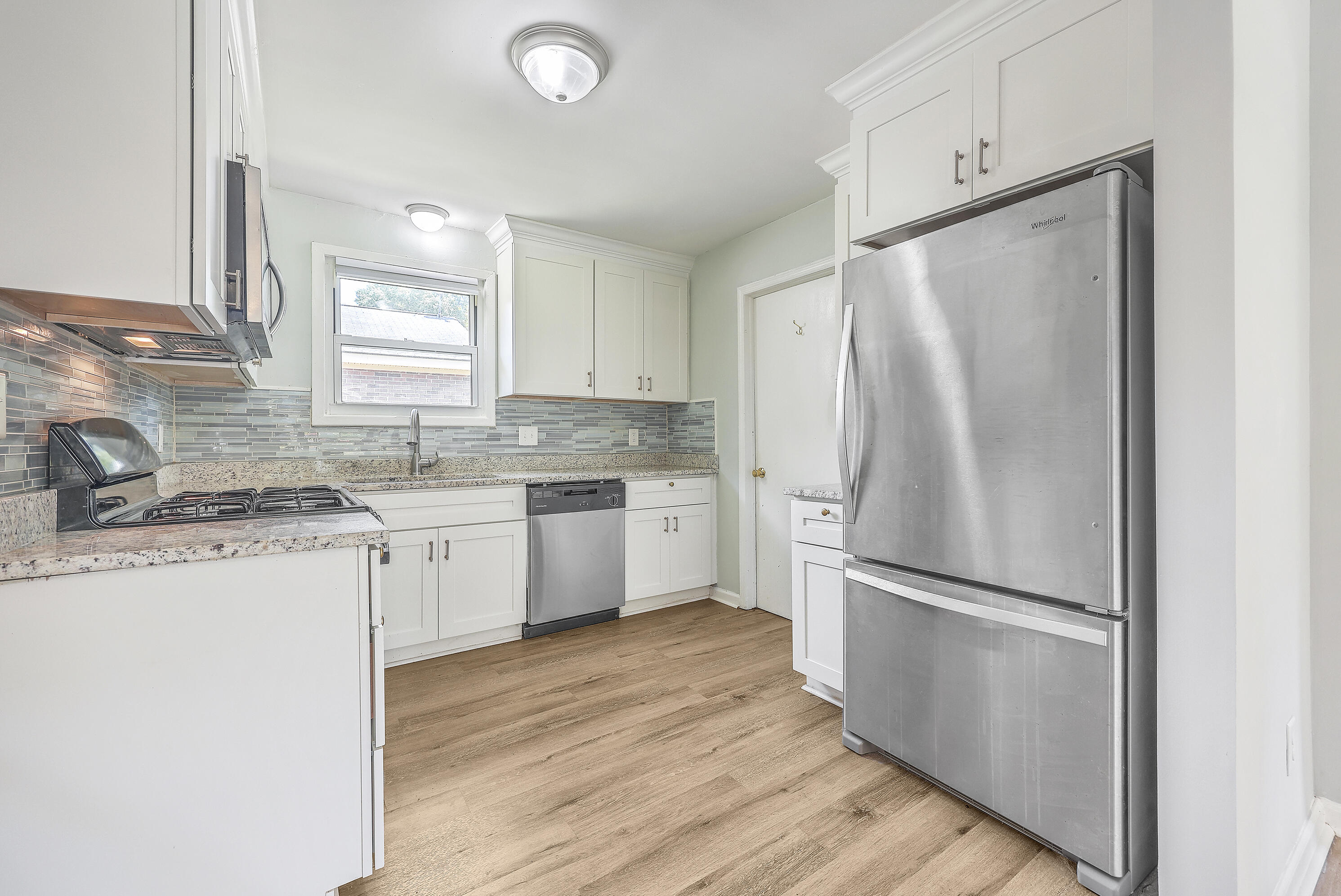 1604 Pineview Road Charleston, SC 29407 - Photo 13 of 29 ZYN_8340_1_2_3_4_5_6