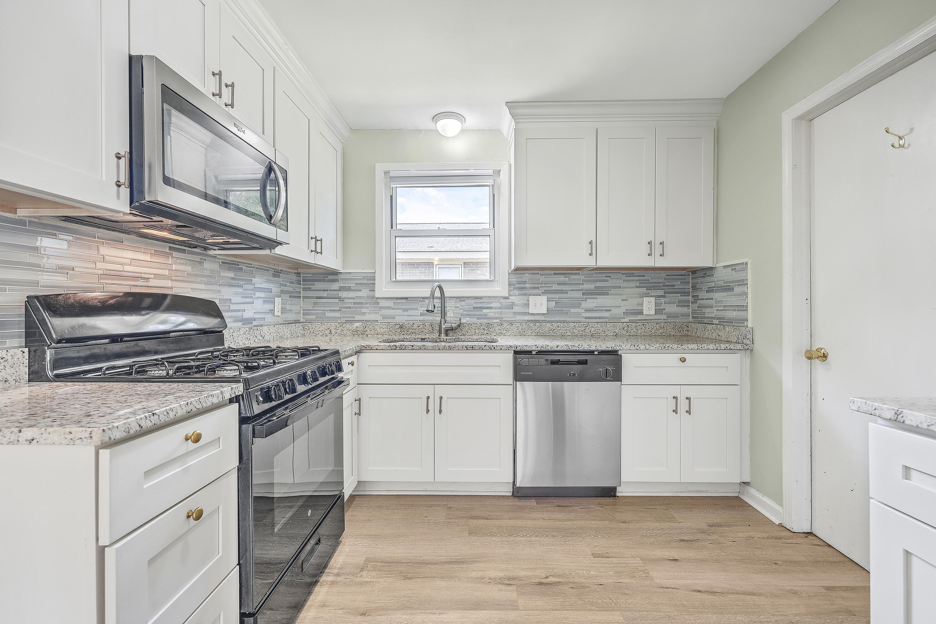 1604 Pineview Road Charleston, SC 29407 - Photo 14 of 29 ZYN_8347_48_49_50_51_52_53