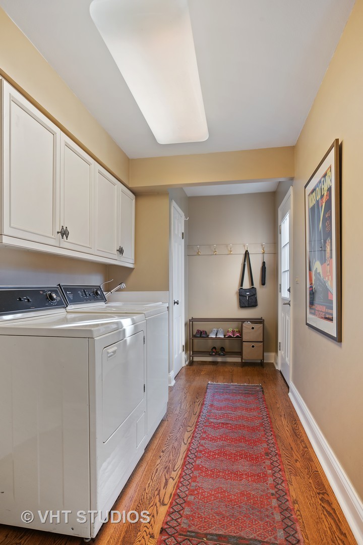 1204 Raleigh Road Glenview, IL 60025 - Photo 17 of 31