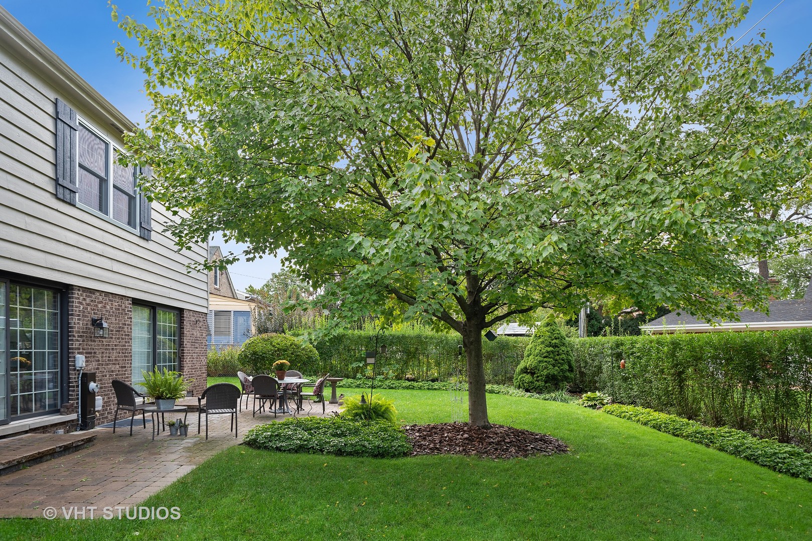 1204 Raleigh Road Glenview, IL 60025 - Photo 4 of 31