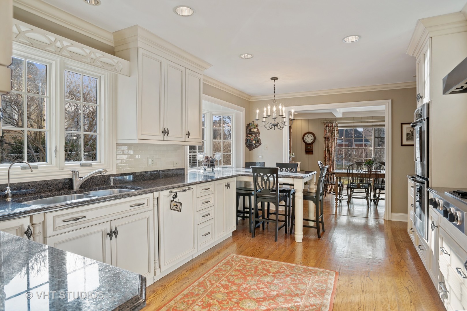 1204 Raleigh Road Glenview, IL 60025 - Photo 9 of 31