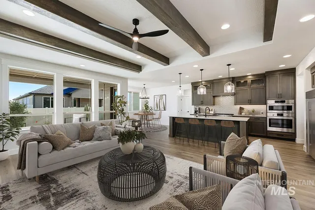 $714,800 | 7012 South Palatino Avenue, Meridian, ID 83642